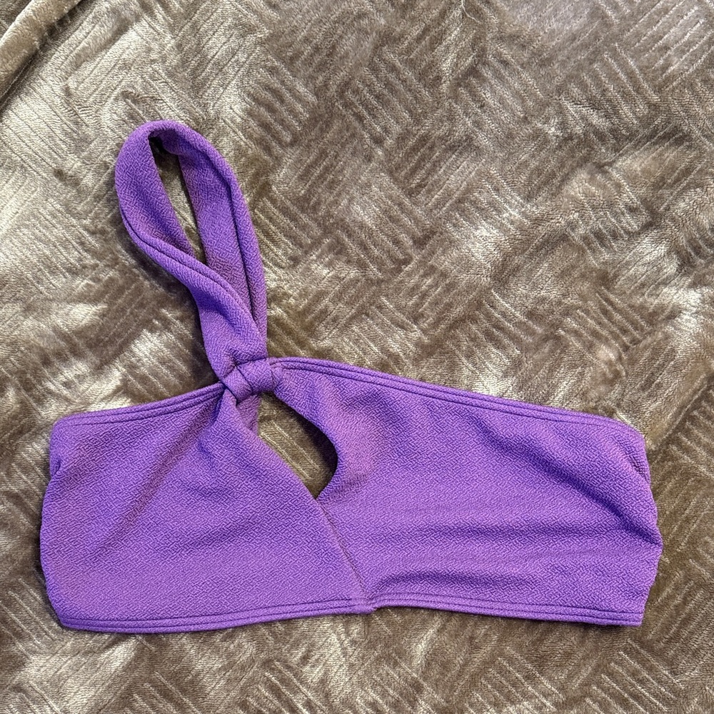 Peony One-Shoulder Bikini Set - Picture 3 of 6